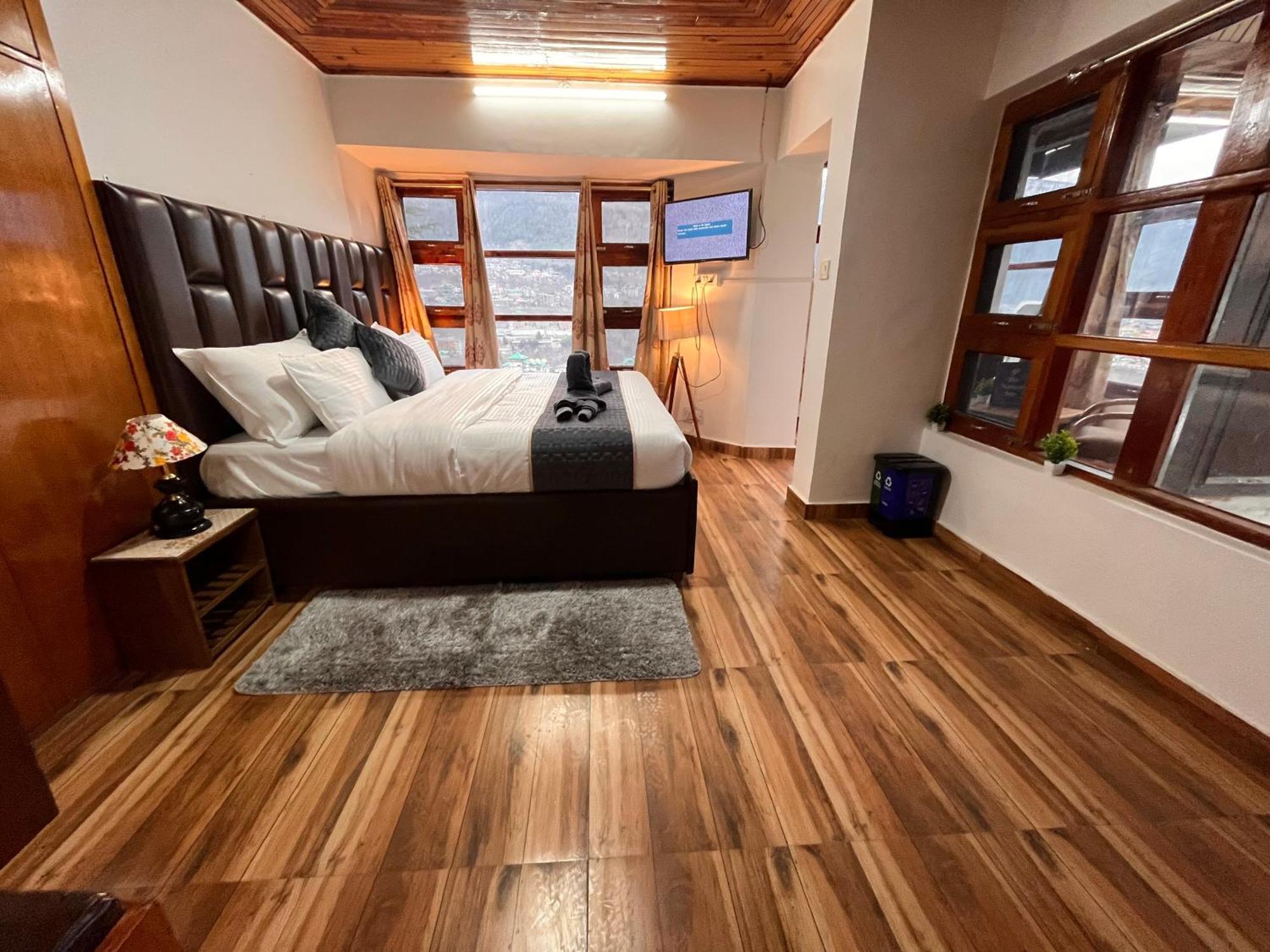 Himalayan River Mountain View 2 Bedrooms Cottage, Manali المظهر الخارجي الصورة