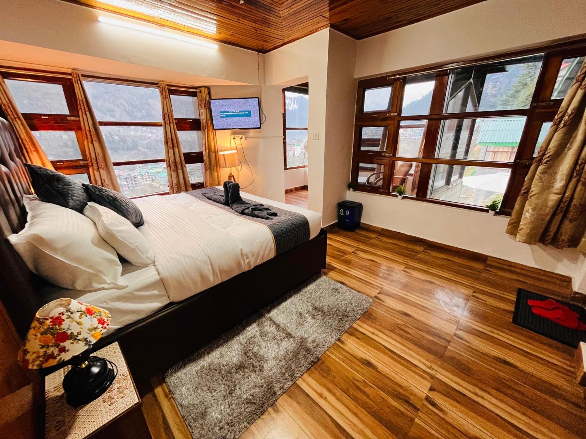 Himalayan River Mountain View 2 Bedrooms Cottage, Manali المظهر الخارجي الصورة